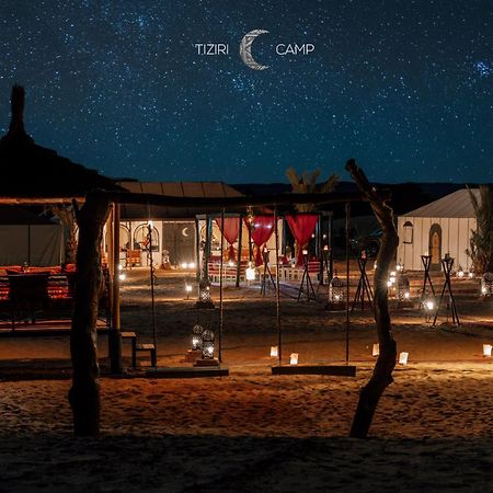 Tiziri Camp Hotel เมอร์ซูกา ภายนอก รูปภาพ