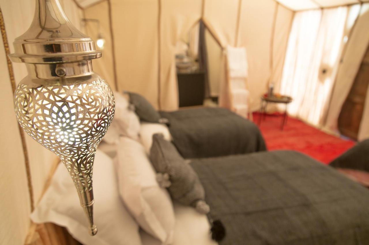 Tiziri Camp Hotel เมอร์ซูกา ภายนอก รูปภาพ